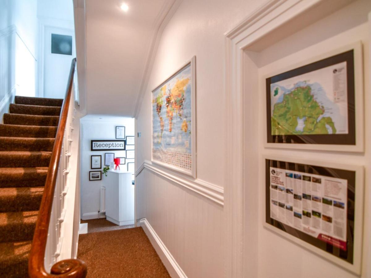 Ostello Portrush Townhouse Esterno foto